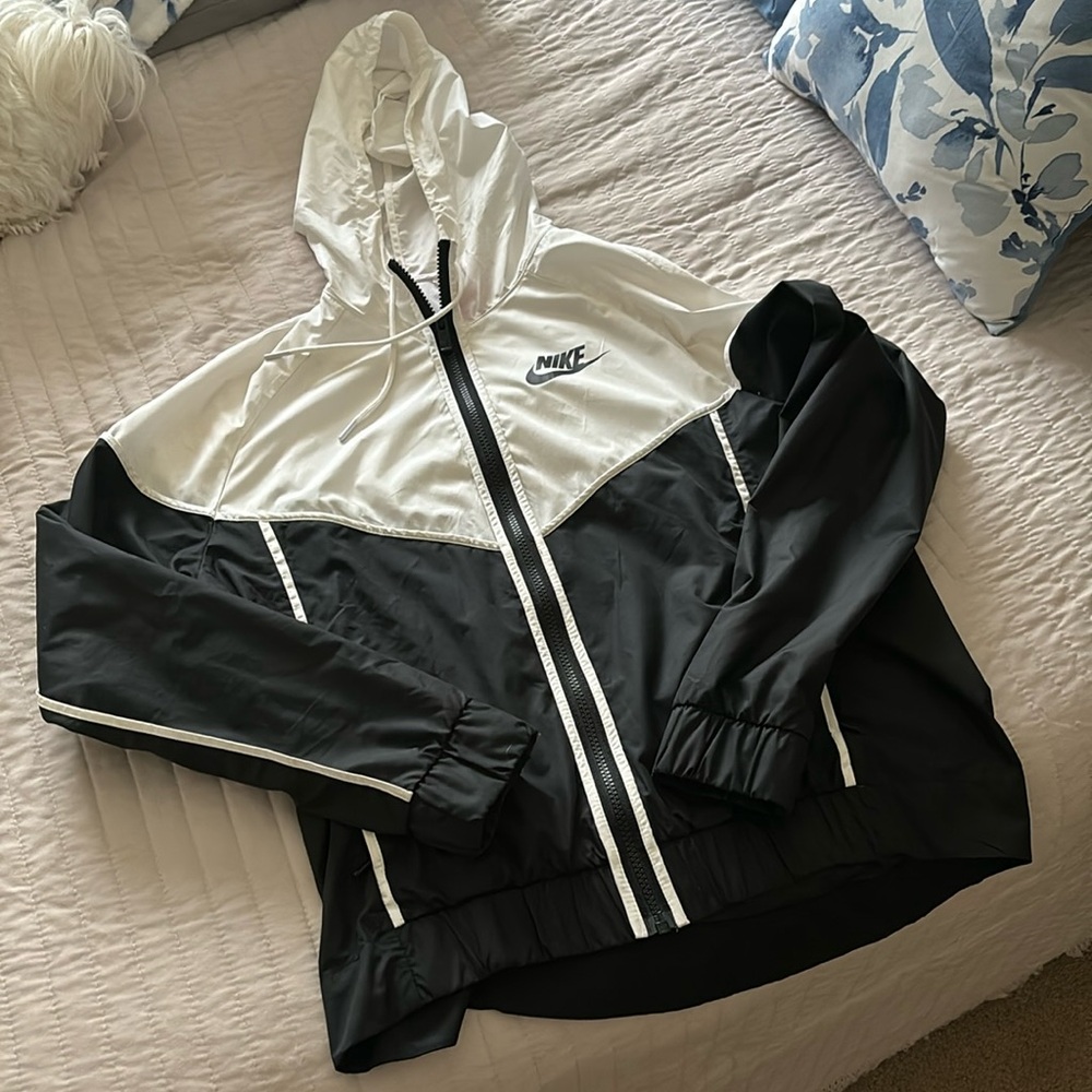 Nike windbreaker